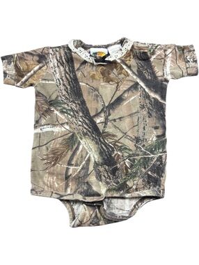 Bass Pro Shops Y2K Realtree Camo Lace Bow Baby Onepiece